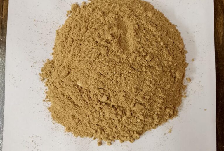 Fish Meal is a high quality supplement for most farm animal like poultry, swine and pets. Fish meal is a very good source of high energy and protein.